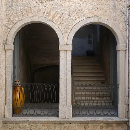 Palazzo Falletti * Guardavalle